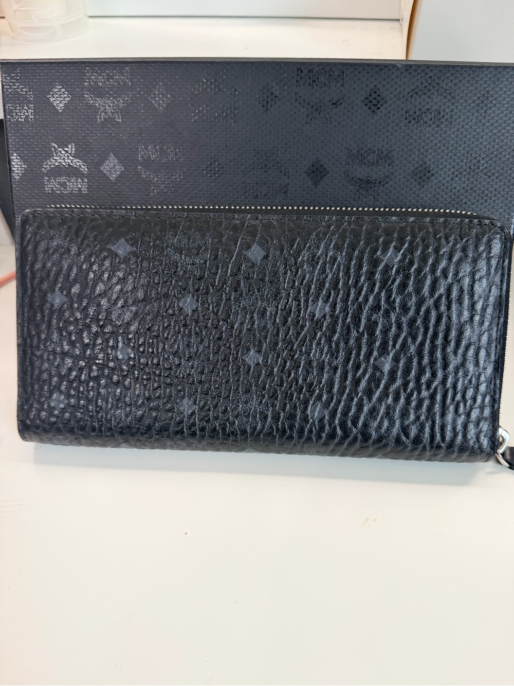 Black MCM wallet - Picture 12 of 13